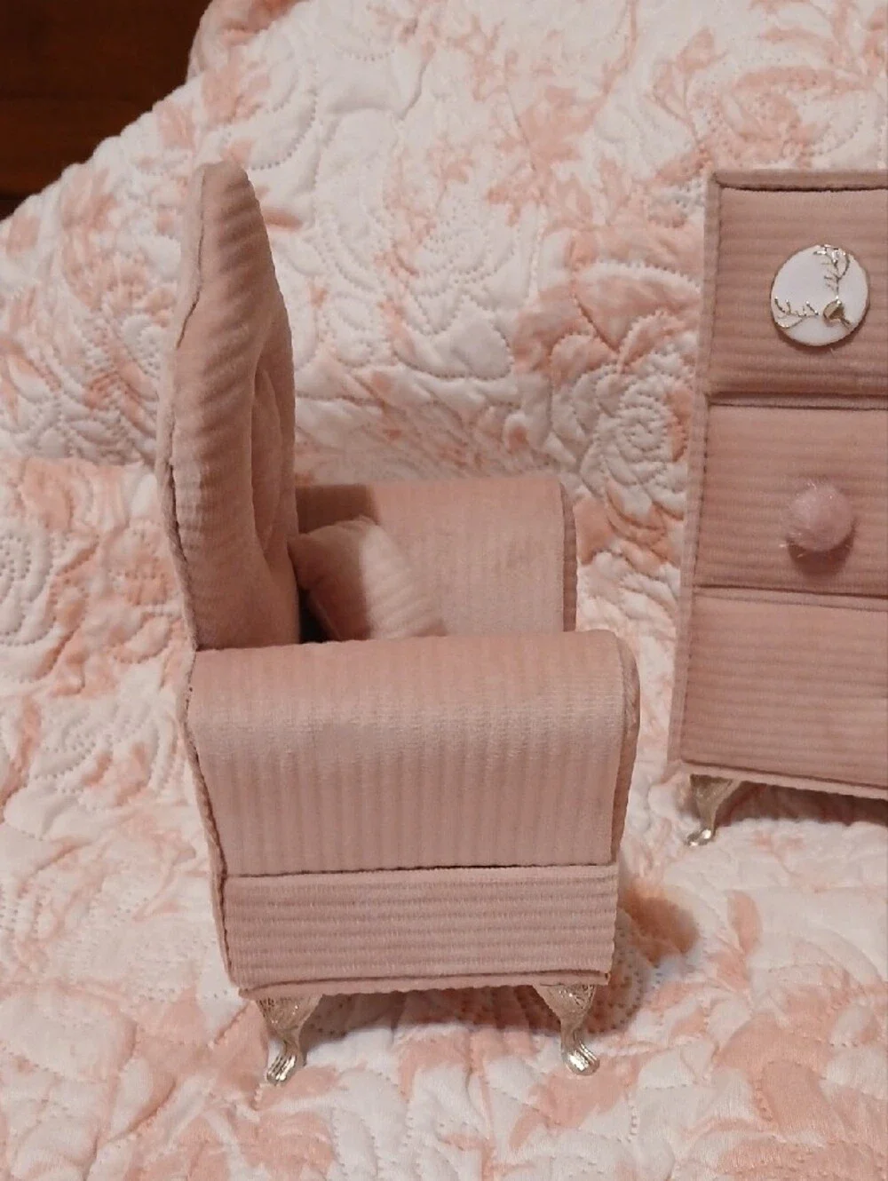 Blush Pink Heart Accent Chair Jewelry Box